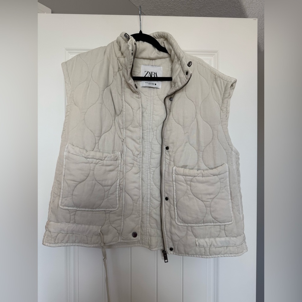 Zara quilted puffer vest - Picture 2 of 5